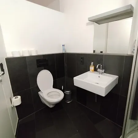 アパート Wunderschoenes Penthouse In Den Bergen インスブルック